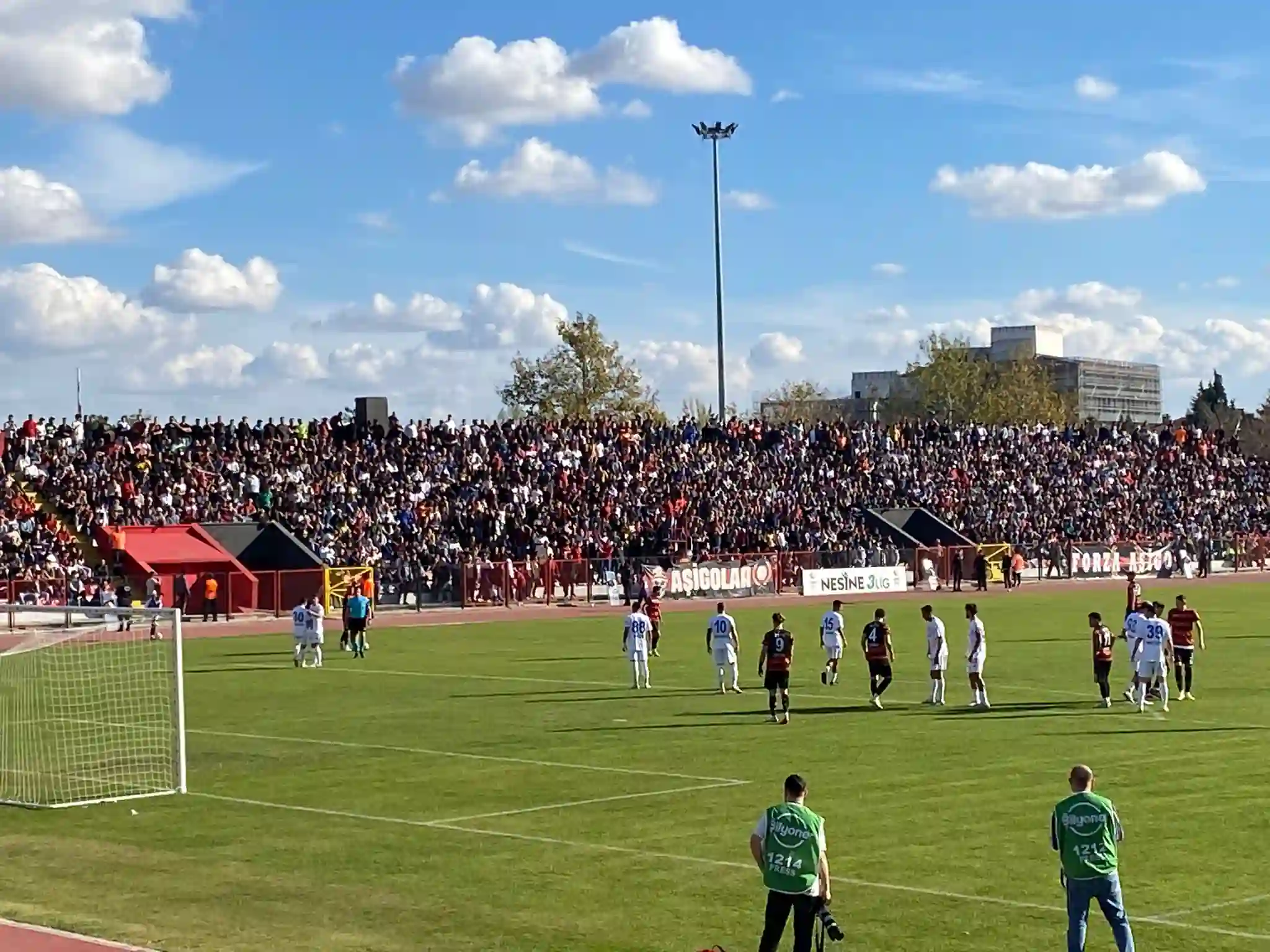 Kütahyaspor, Uşak Spor Deplasmanında Ilk Yarıda Rahat 1