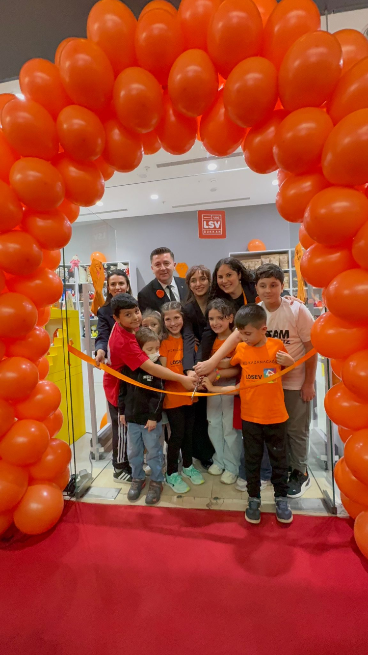 Lösev, Ilk Avm Mağazasını Bursa’da Açtı2