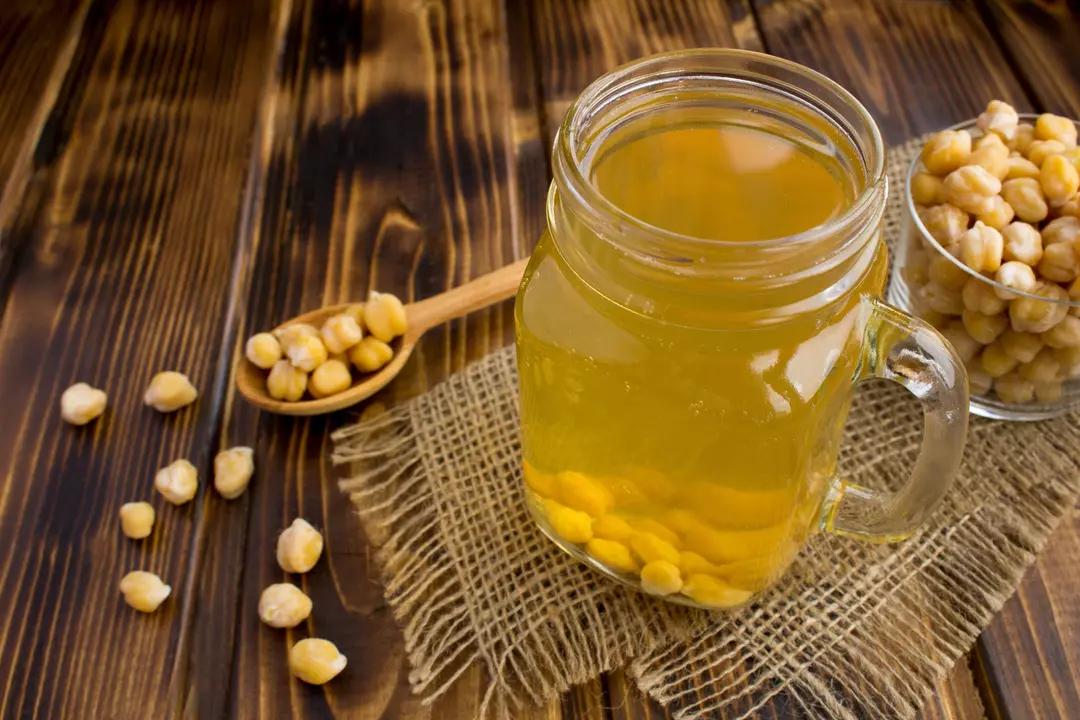 Nohut Suyu Lavaboya Dökülmemeli Altın Değerinde Sıvı 1