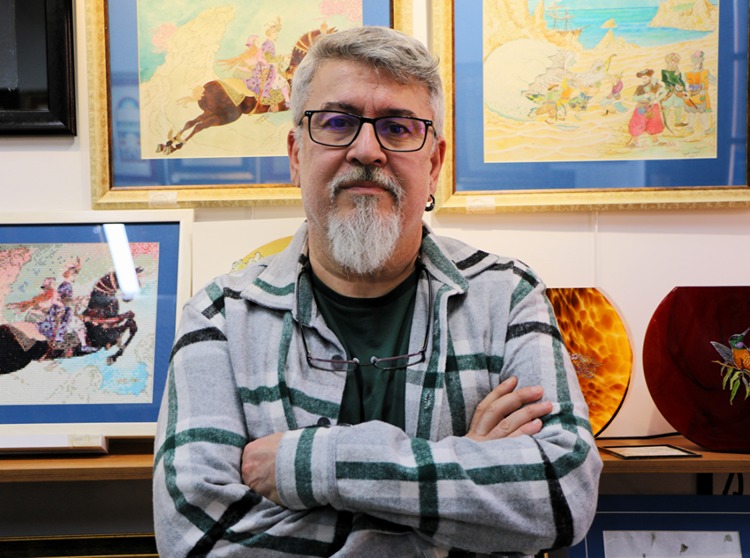 Uzay Bilimleri Mühendisliğini Bıraktı, Kendisini Minyatüre Adadı2