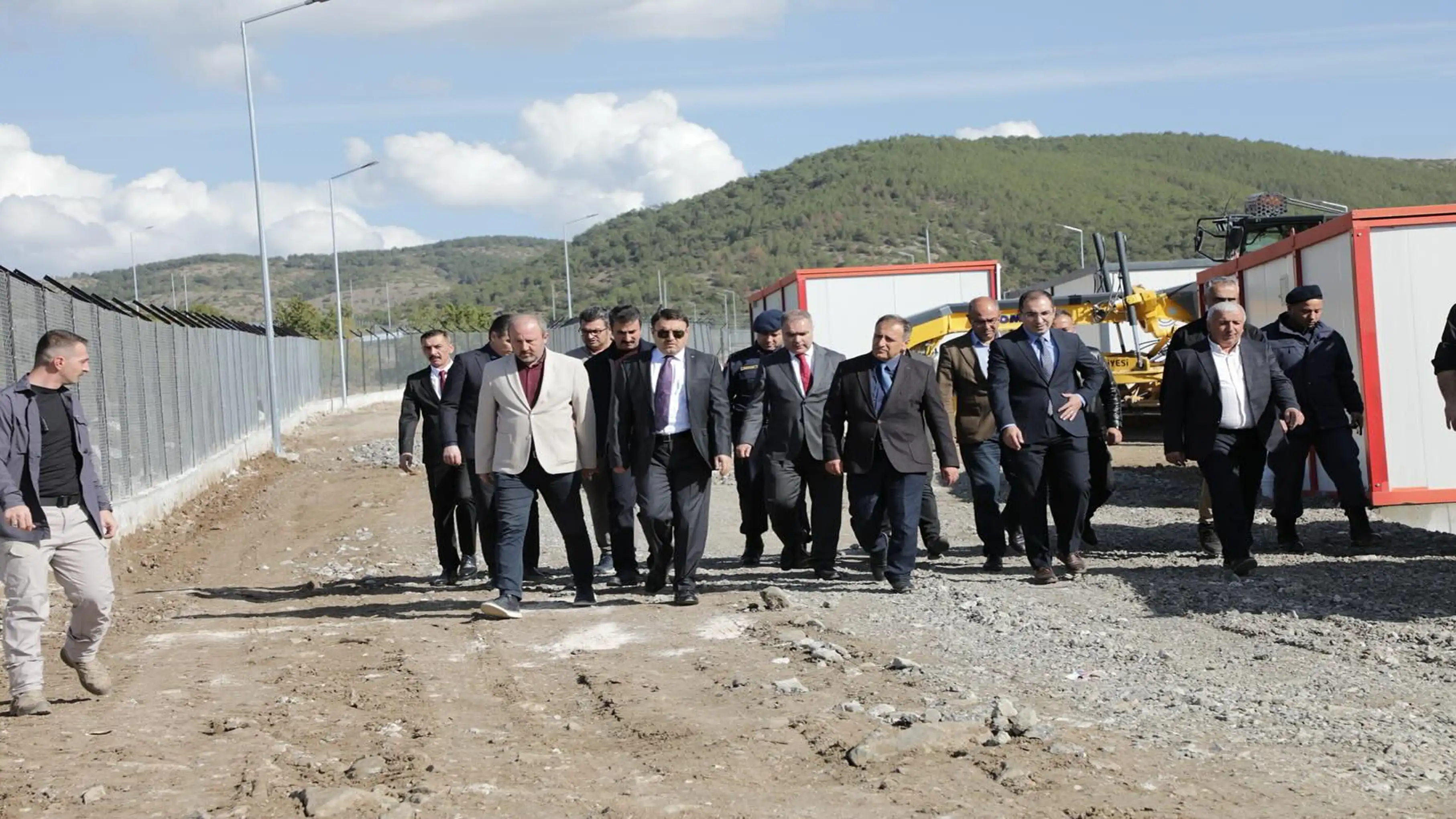 Vali Musa Işın Kütahya’daki Hayvan Barınaklarını Inceledi 2