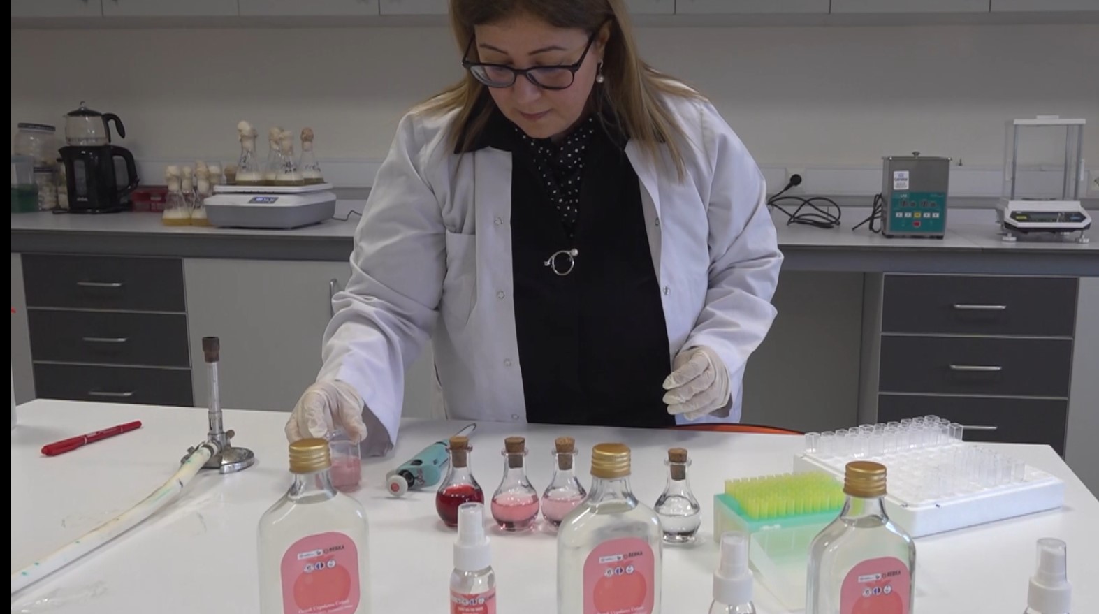 Bilecik’te Yetiştirilen Nardan Parfüm Ve Kolonya Üretildi 1