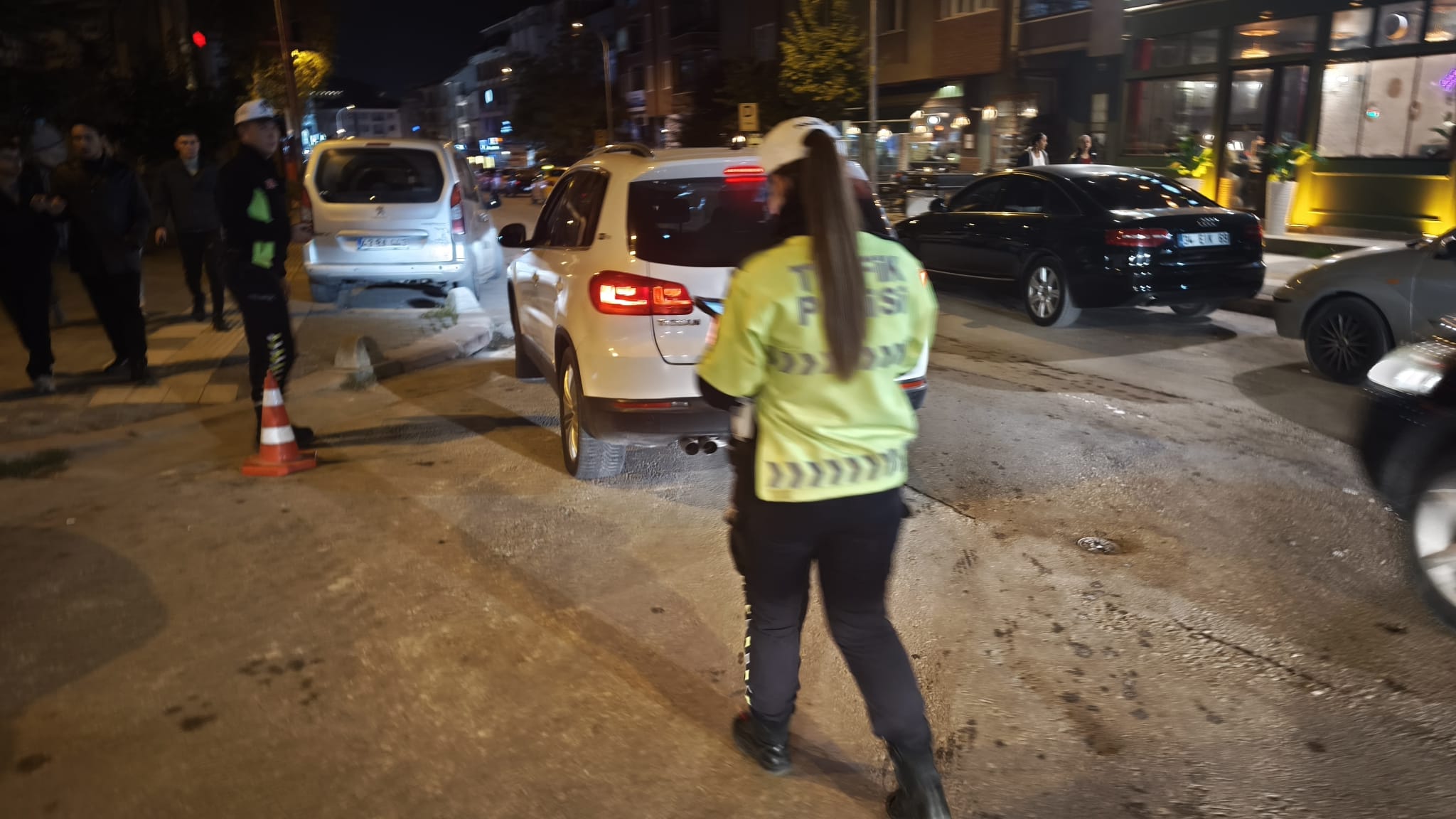 C257Bab6 1866 422A 9555 42B2Da4F7595