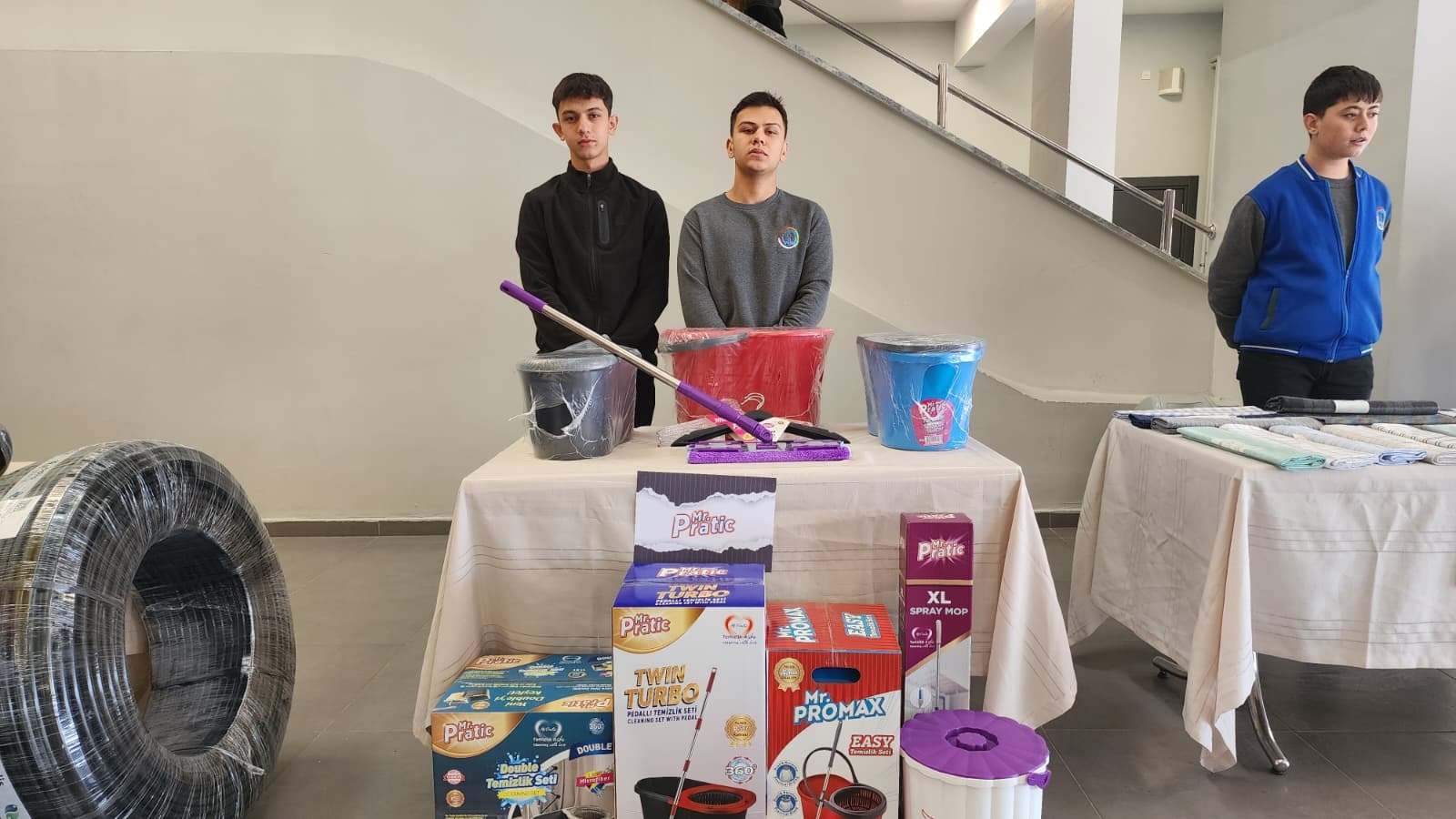 İl Millî Eğitim Müdürümüz Mustafa Yilmaz, Yerli Malı Haftası Kapsamında Düzenlenen Sergiyi Ziyaret Etti4