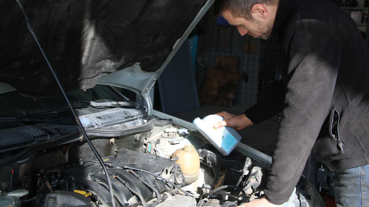 Kış Geldi Araç Bakımlarını Unutmayın, Kütahya’da Ustası Uyardı5