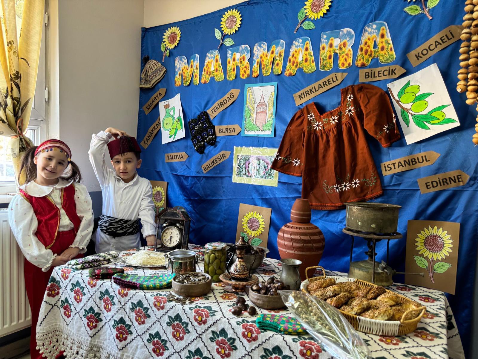 Kütahya Altıntaş Kaymakamı Yerli Malı Haftası Etkinliğine Katıldı1