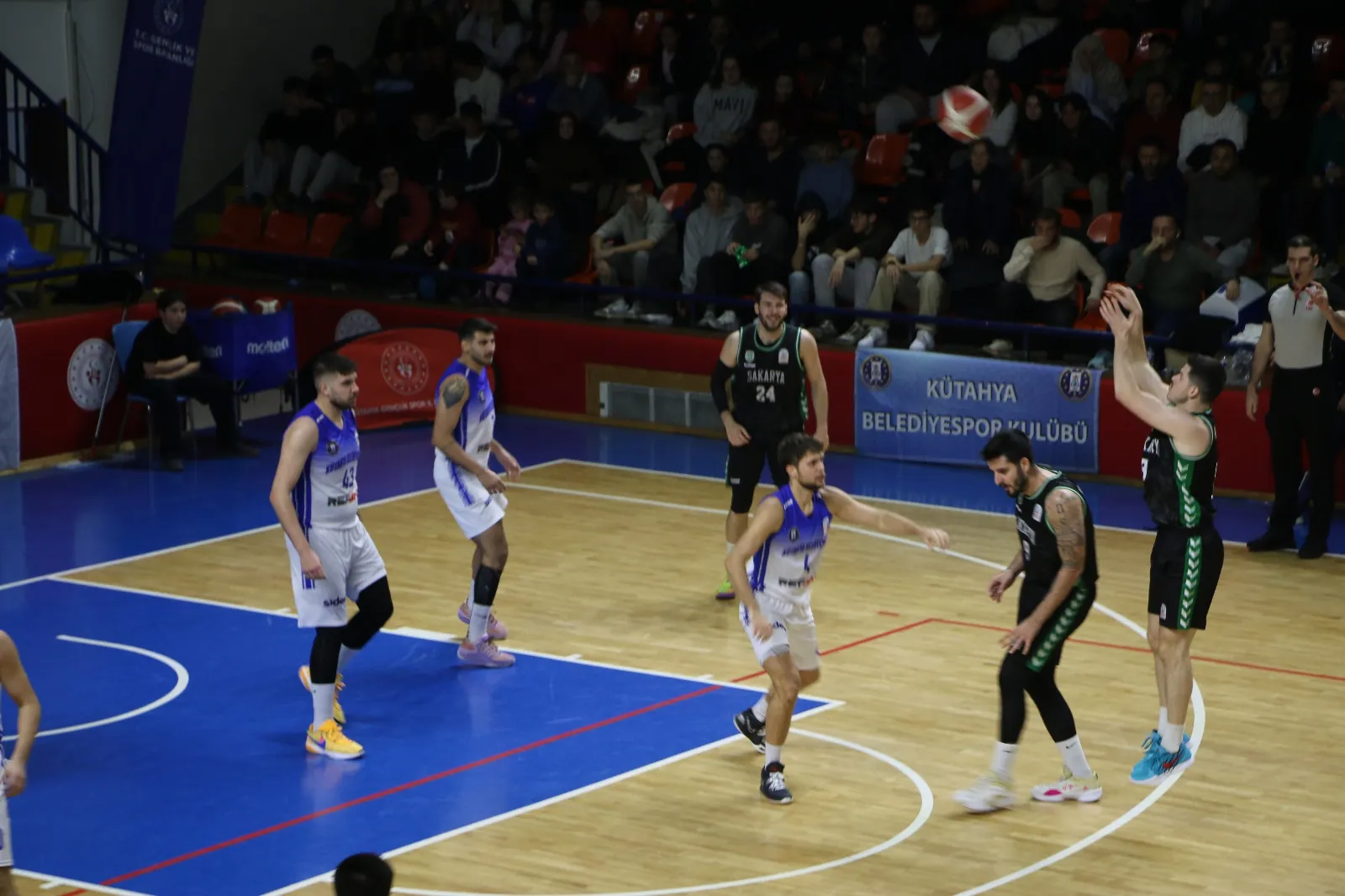 Kütahya Belediyespor Evinde Kaybetti 2