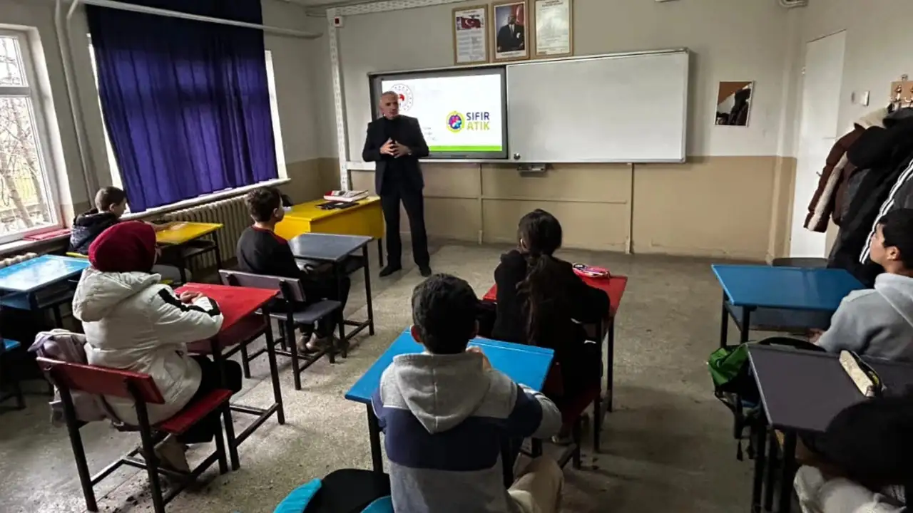 Kütahya Emet’te Örencik İlkokulunda Sıfır Atık Eğitimi Verildi 1