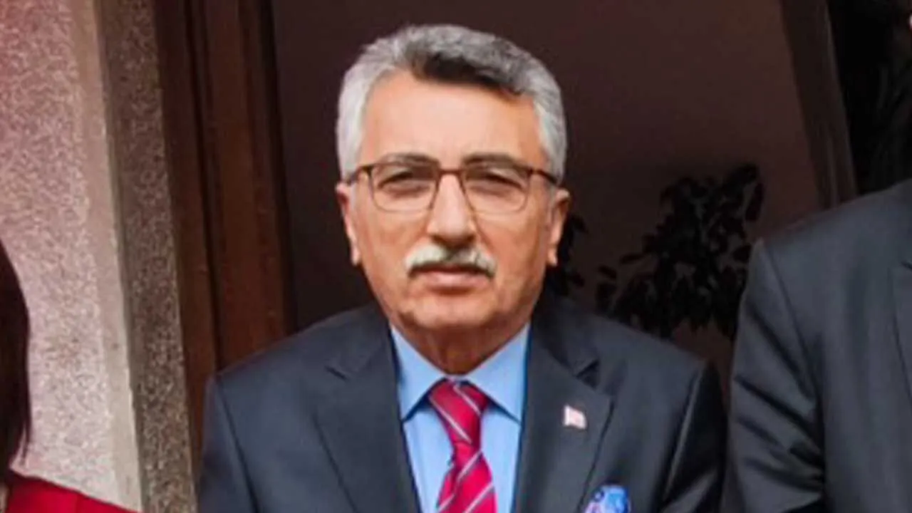 Kütahya Kuaförler Ve Berberler Odası Başkanı Hayatını Kaybetti