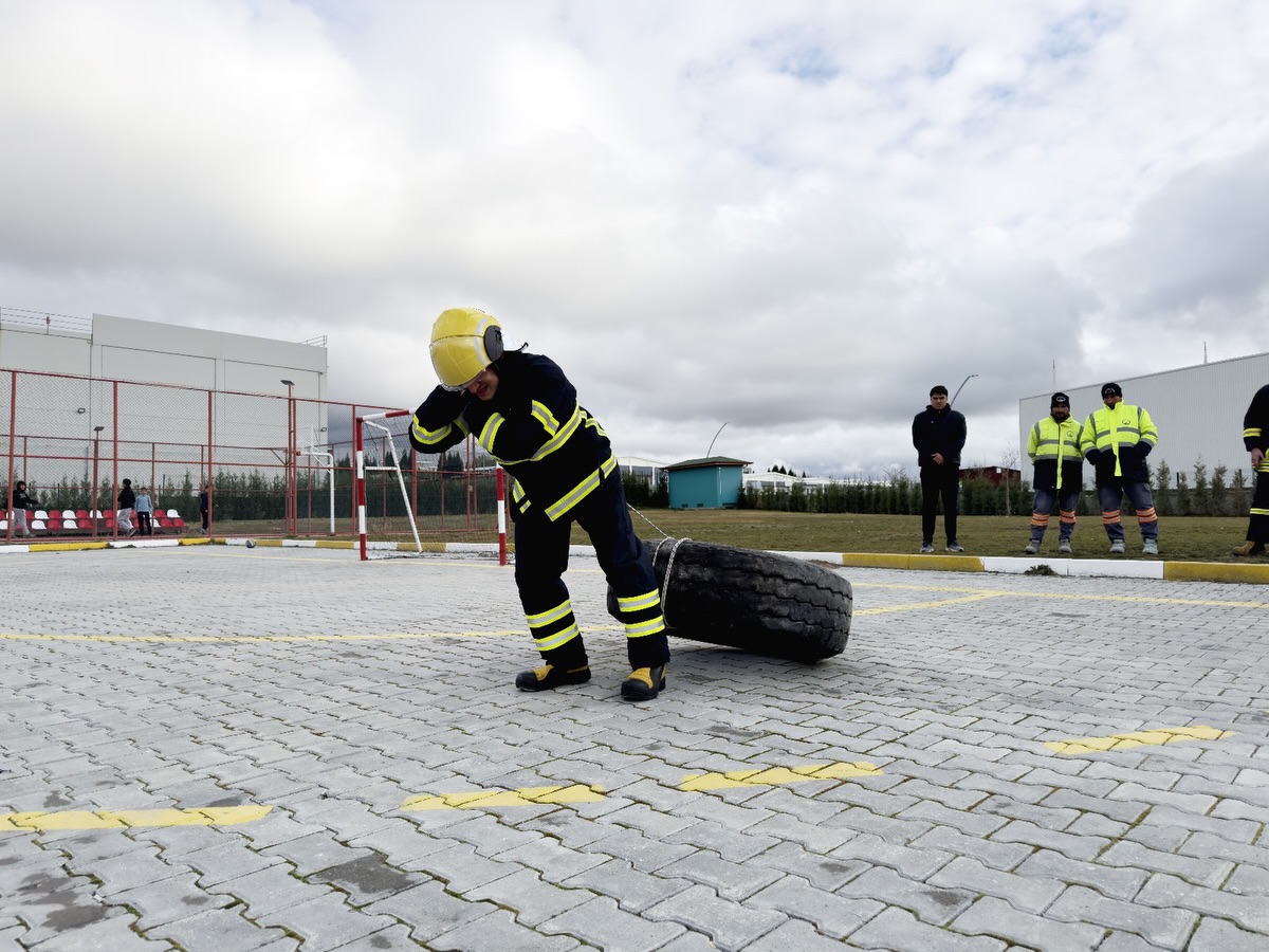 Kütahya Osb’de Itfaiye Personeli Olmak Için Ter Döktüler (5)