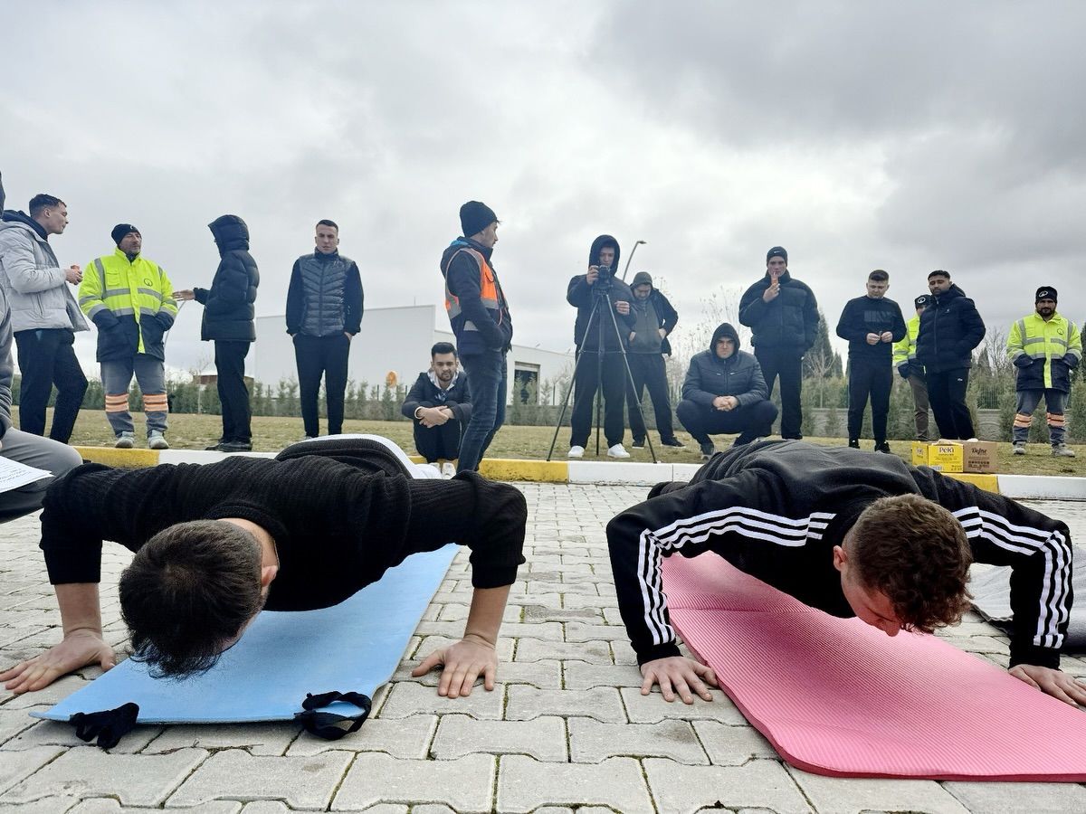 Kütahya Osb’de Itfaiye Personeli Olmak Için Ter Döktüler (7)