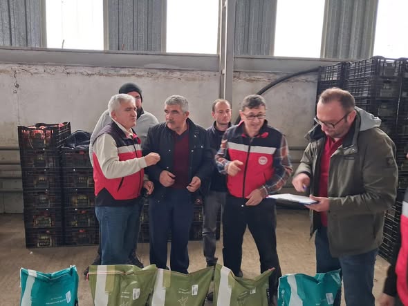 Kütahya Simav’da Iyi Tarım Uygulamaları Için Gübre Desteği Verildi