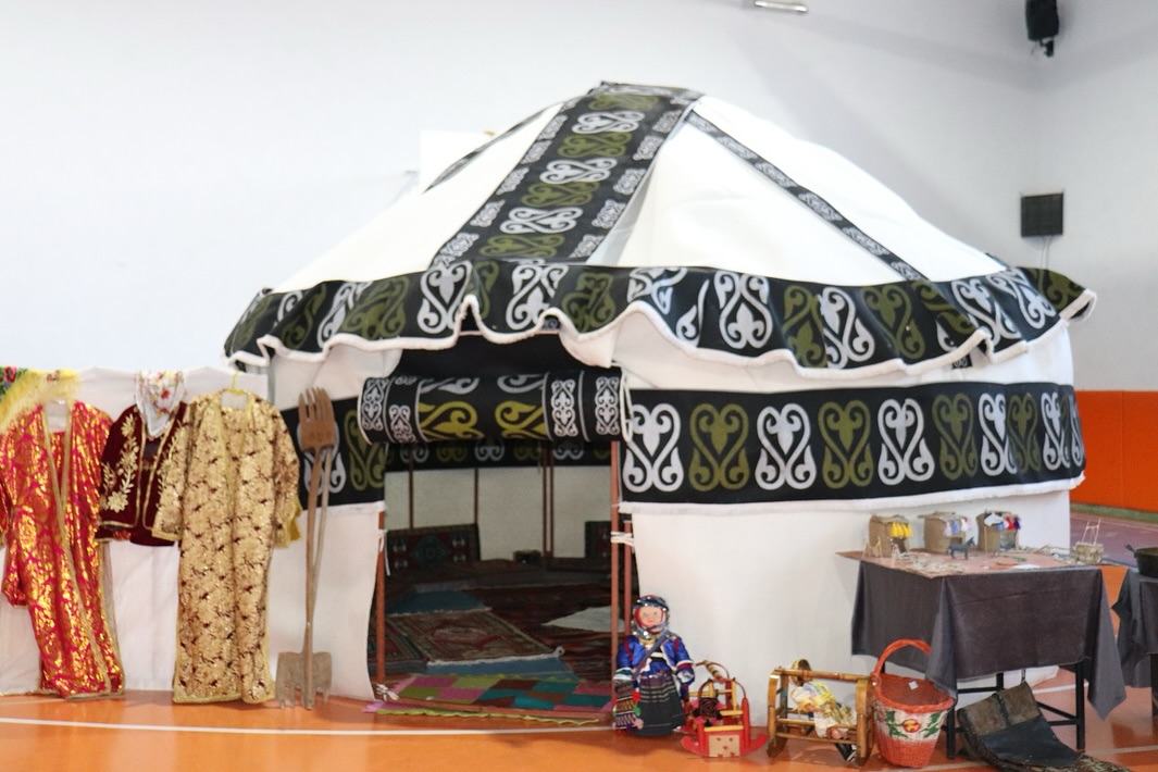 Kütahya Tavşanlıda Köklerden Geleceğe Sergisiyle Türk Kültürü Tanıtıldı 3