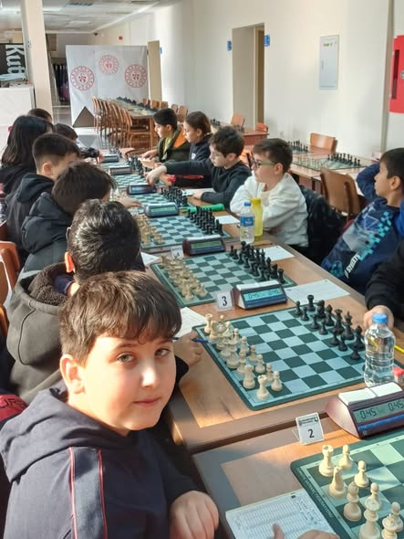 Kütahya Tavşanlı’dan Kamil Çınar Gümüş, Türkiye Satranç Şampiyonası Yolunda 1