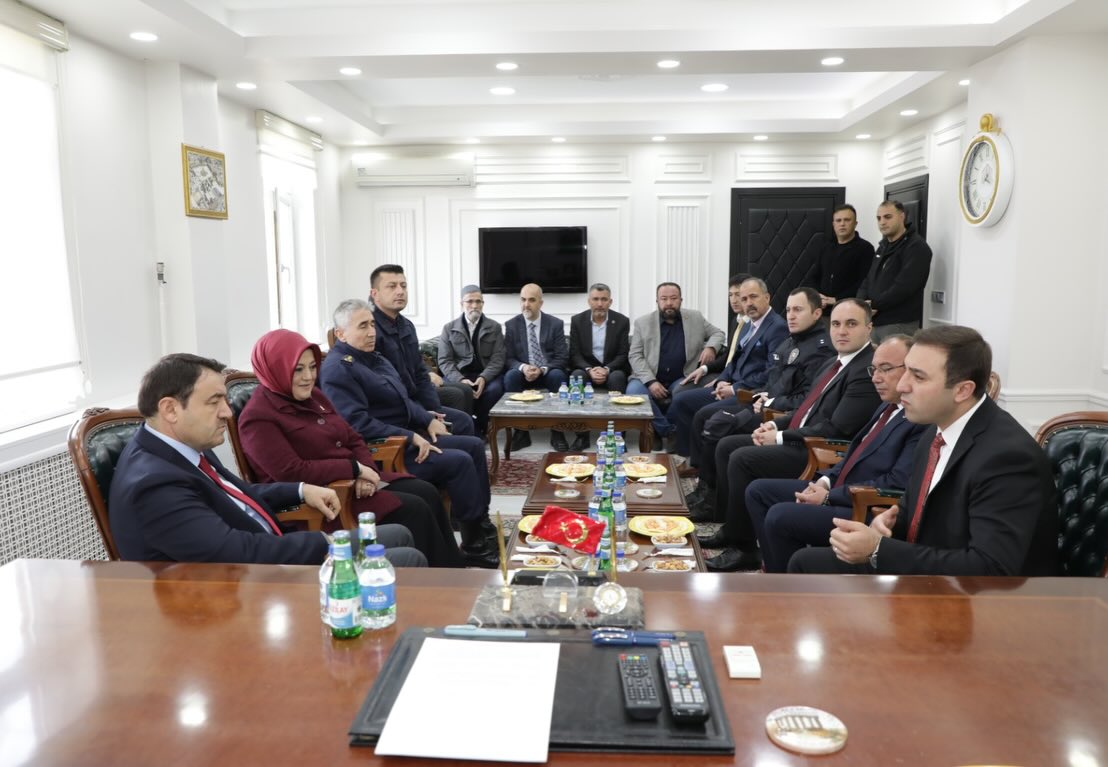 Kütahya Valisi Çavdarhisar Kaymakamlığını Ziyaret Etti3