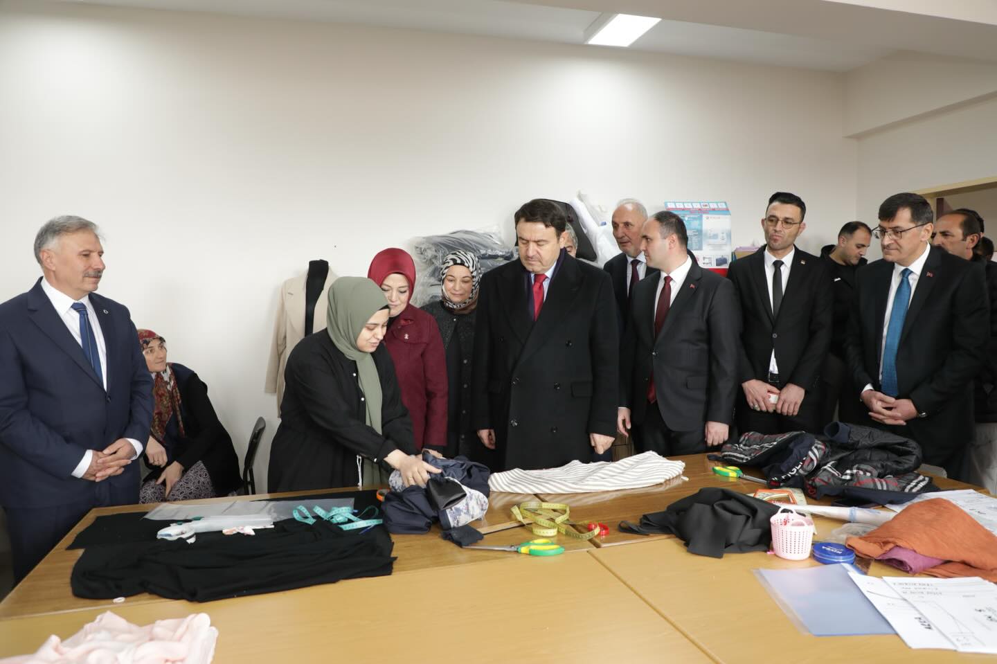 Kütahya Valisi Işın, Aslanapa Hem’de Kursiyerlerle Buluştu,