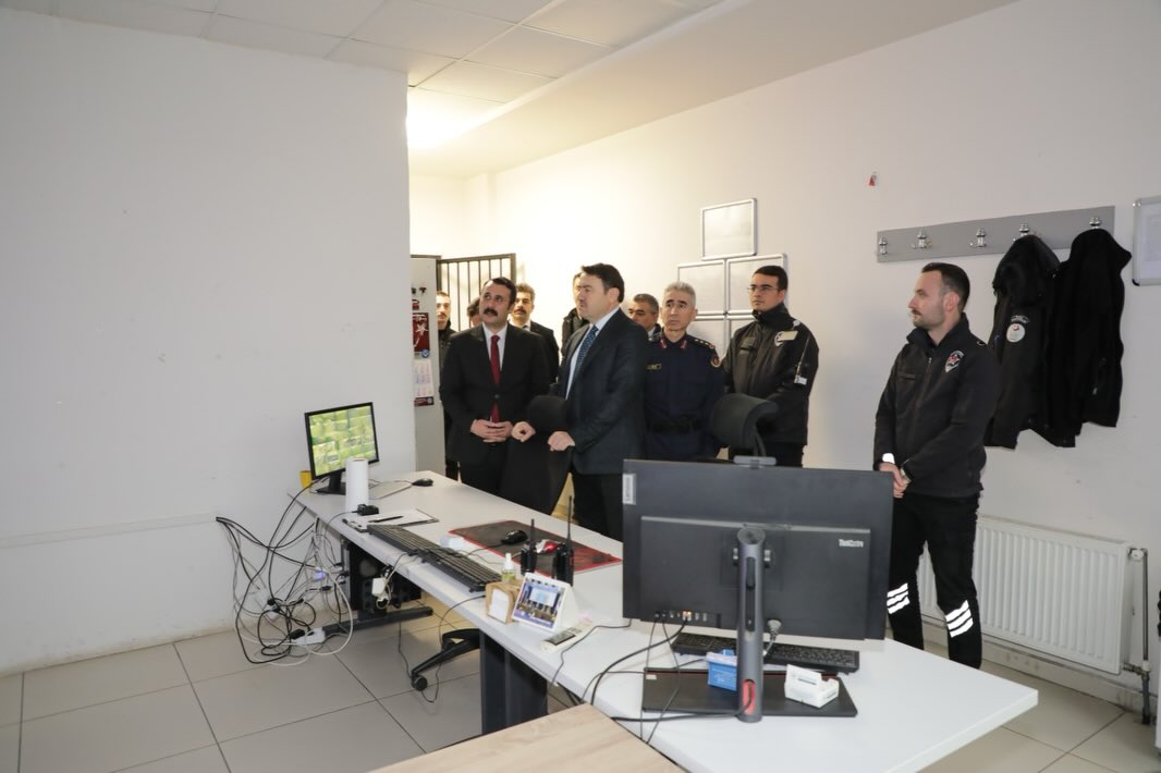 Kütahya Valisi Işından Geri Gönderme Merkezi’ni Denetledi1