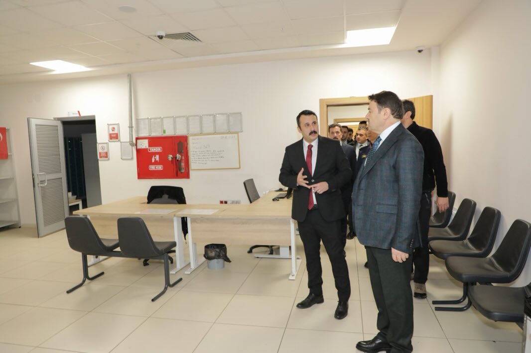 Kütahya Valisi Işından Geri Gönderme Merkezi’ni Denetledi2