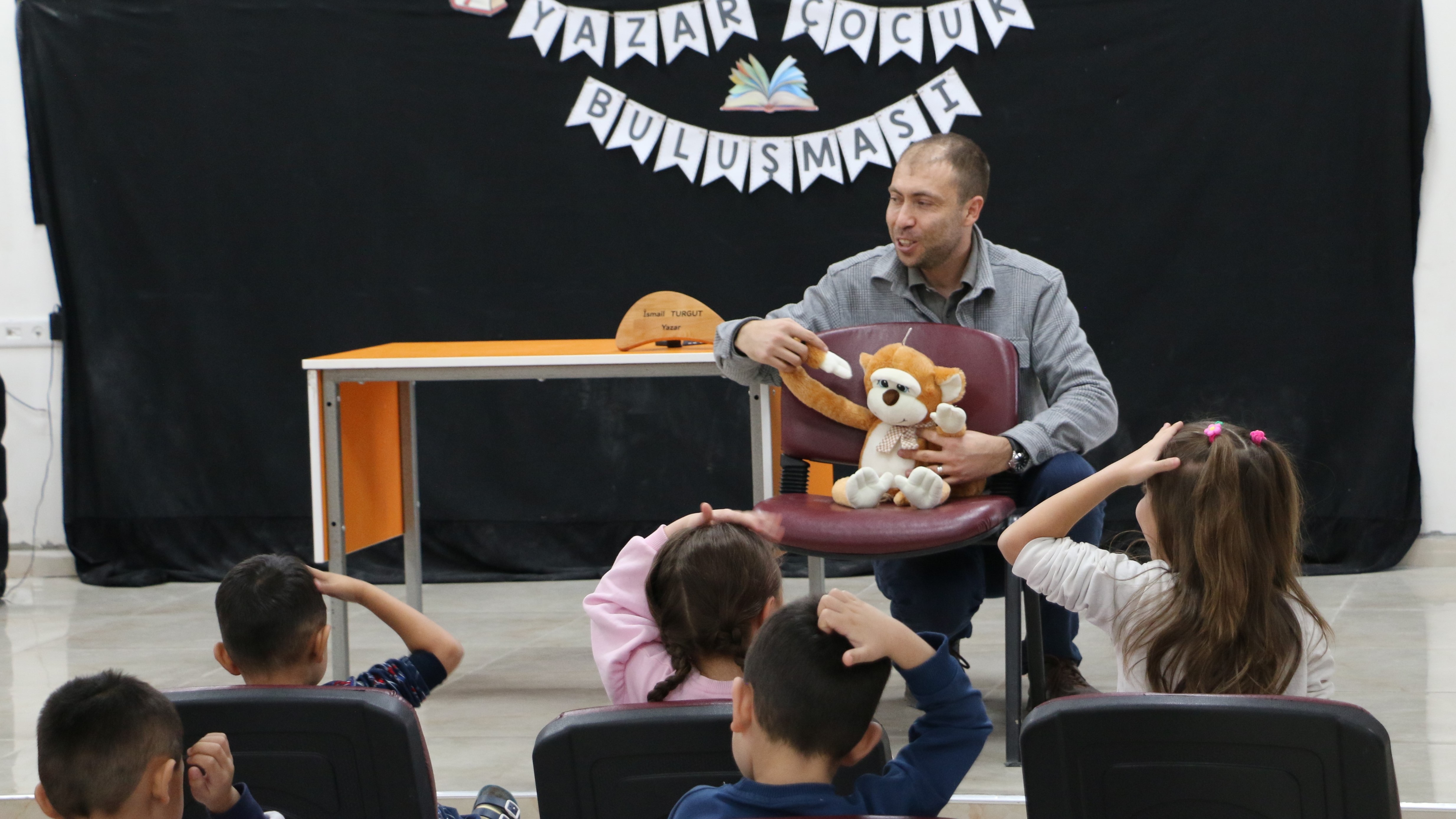 Kütahya’da Anaokulu Öğrencilerine Türkçe, Masallarla Anlatılıyor (1)