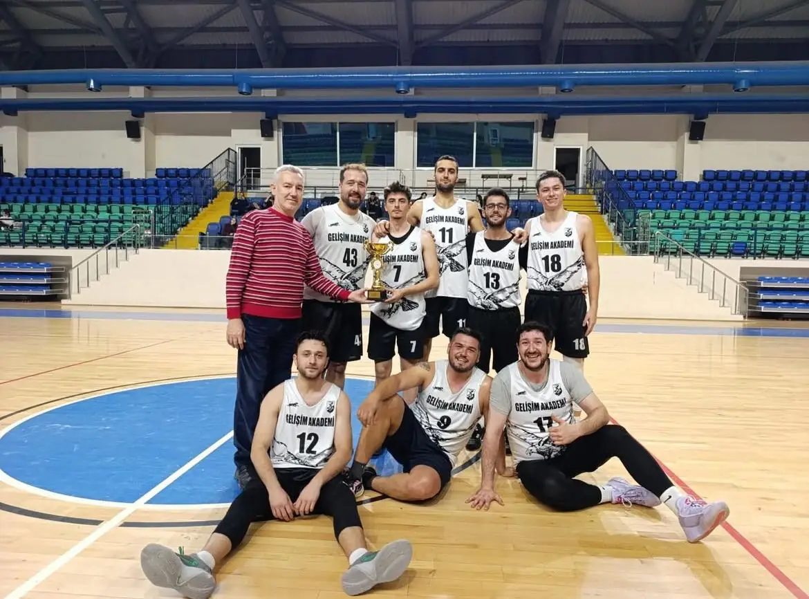 Kütahya’da Basketbolda Şampiyon Moymul Spor1