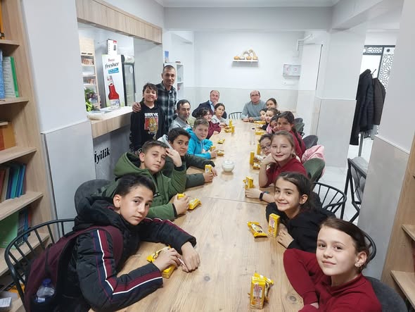 Kütahya’da Çedes Öğrencilerinden Simav Diyanet Gençlik Merkezi’ne Ziyaret 1