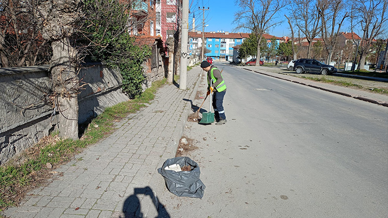 Kütahya’da Evliya Çelebi Mahallesi’nde Cadde Ve Sokaklar Temizlendi (3)