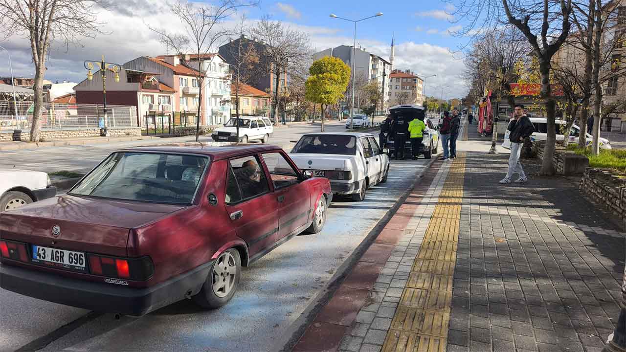 Kütahya’da Fatih Sultan Mehmet Bulvarı'nda Trafik Denetimi Yapıldı