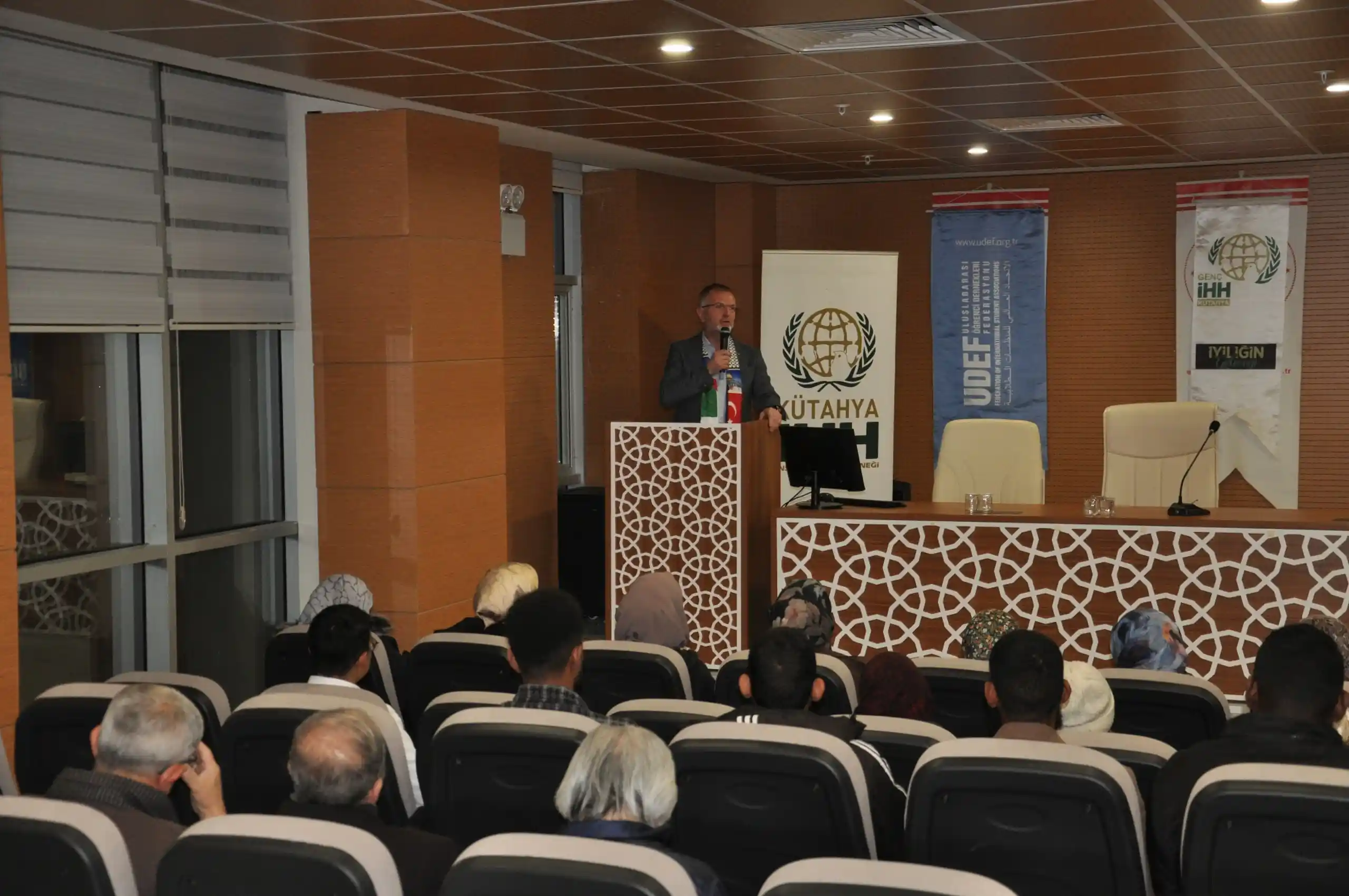 Kütahya’da Filistin Ve Sudan Sorunu Konuşuldu 2