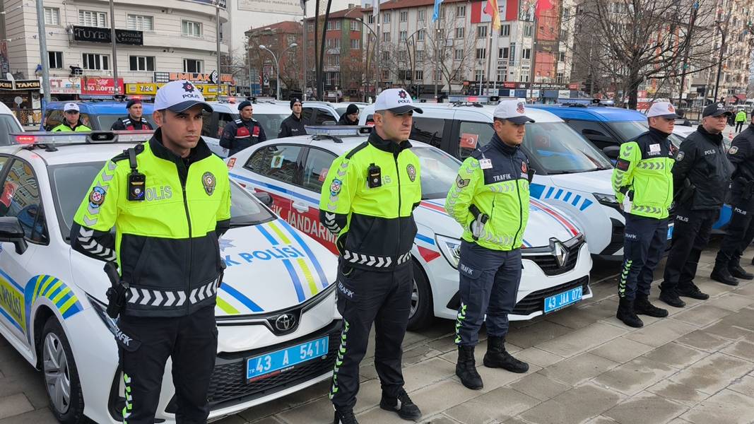 Kütahya’da Güvenlik Güçlerine Yeni Araç Takviyesi (6)