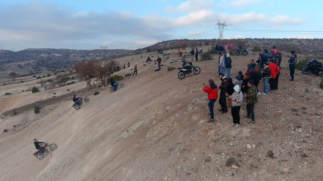 Kütahya’da Motosiklet Tutkunları “Heyecan” Parkurunda Buluştu (4)