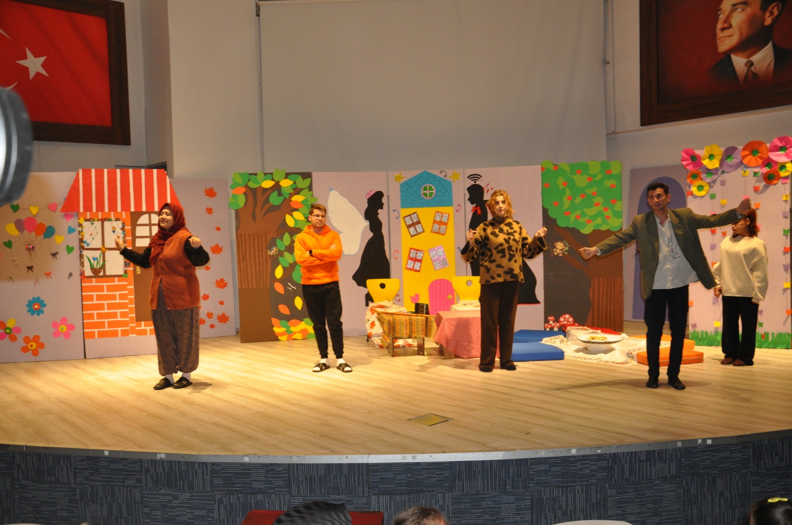 Kütahya’da Öğrenciler Tiyatro Ile Bağımlılığa Dikkat Çekti (4)