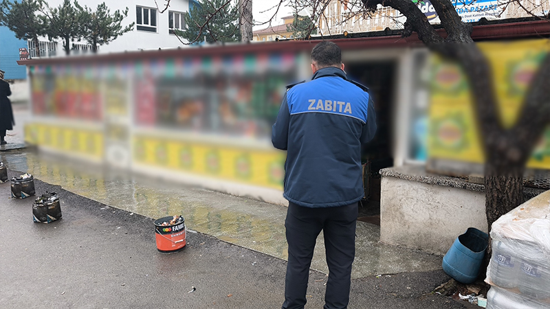 Kütahya’da Ortaokulda Gıda Zehirlenmesi Şüphesi (5)