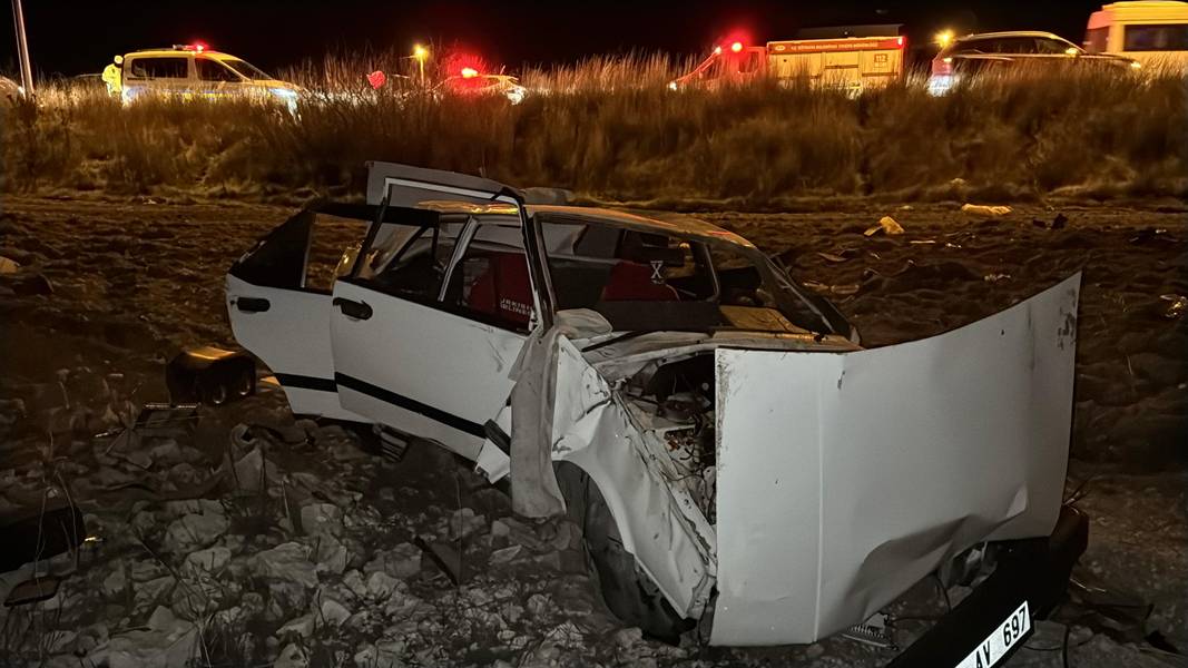 Kütahya'da Osb Yolunda Otomobil Takla Attı, Sürücü Yaralı (1)