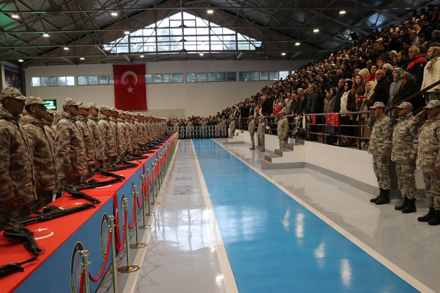 Kütahya’da Sözleşmeli Erler Eğitimlerini Tamamladı, Yemin Etti (2)