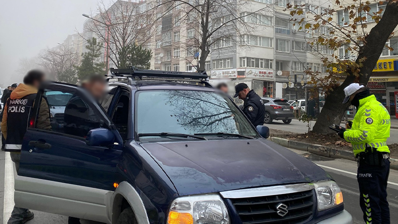 Kütahya’da Suç Ve Suçluya Geçit Yok, Ekipler Sahada (4)