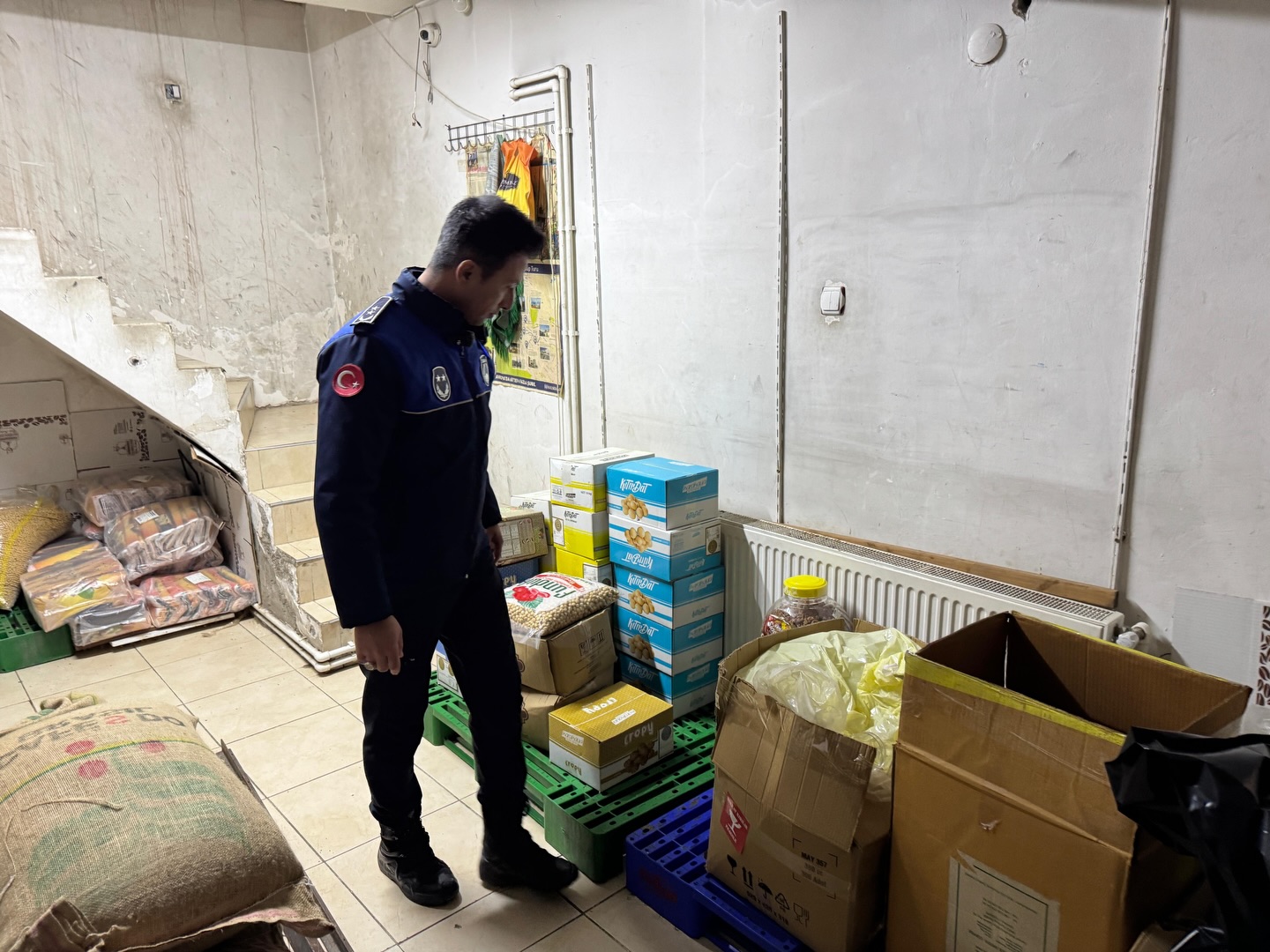 Kütahya’da Yılbaşı Öncesi Kuruyemişçilere Sıkı Denetim4