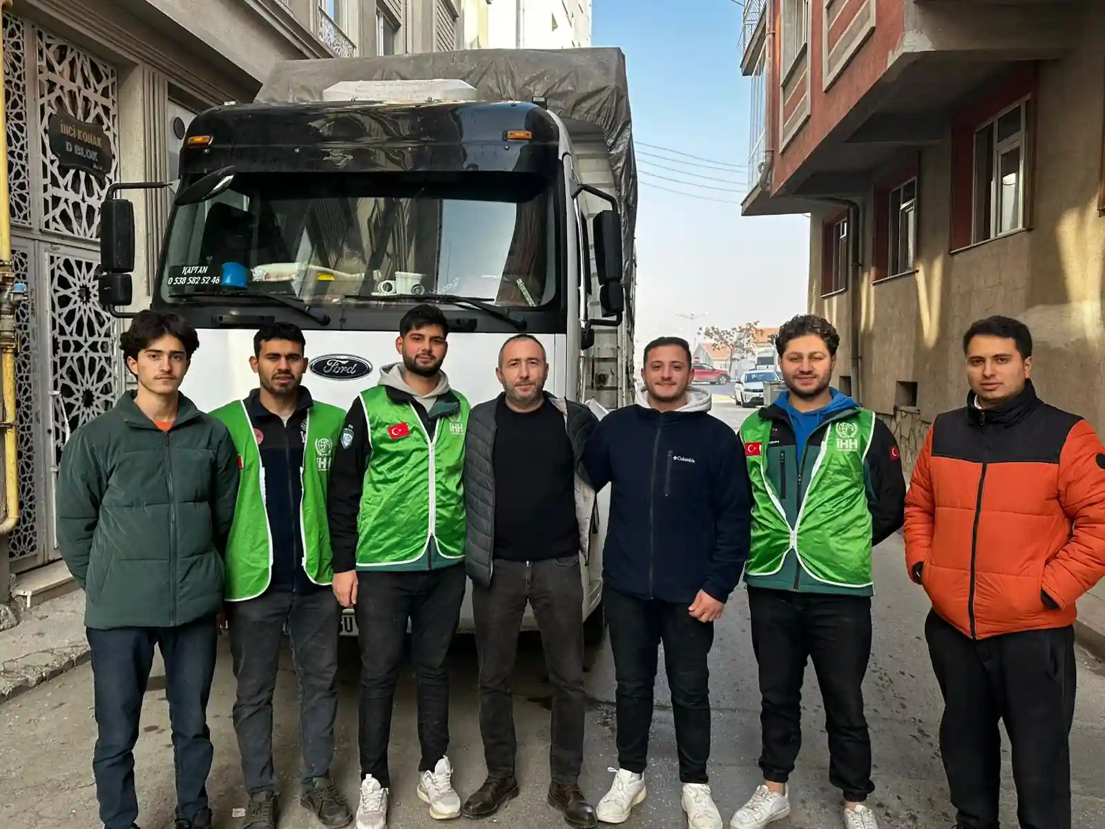 Kütahya'dan Suriye'ye Insani Yardım Tırı Uğurlandı