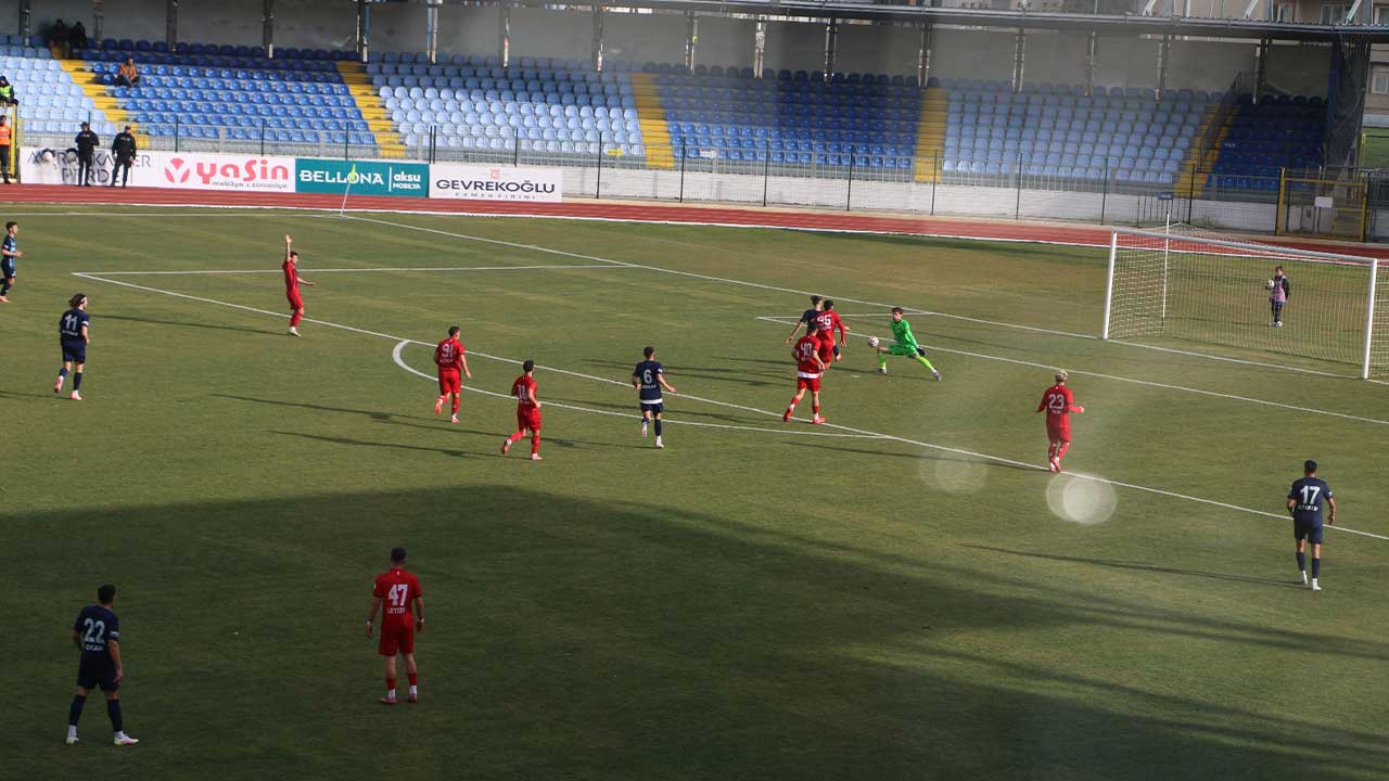 Kütahyaspor, Ilk Yarıyı Önde Kapattı 5