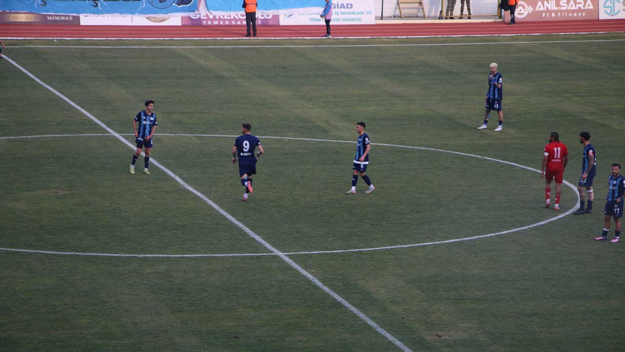 Kütahyaspor, Ligin Ilk Devresini Galibiyetle Kapattı4