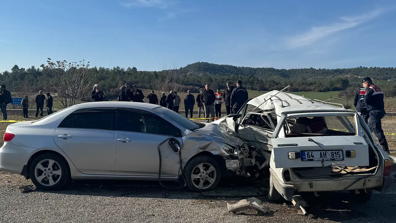 Uşak’ta Iki Otomobil Çarpıştı Yaşlı Çift Hayatını Kaybetti 2