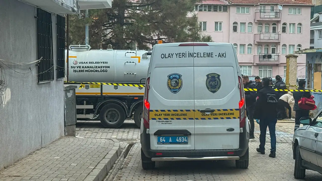 Uşak'ta Kanalizasyon Hattında Cenin Bulundu 1