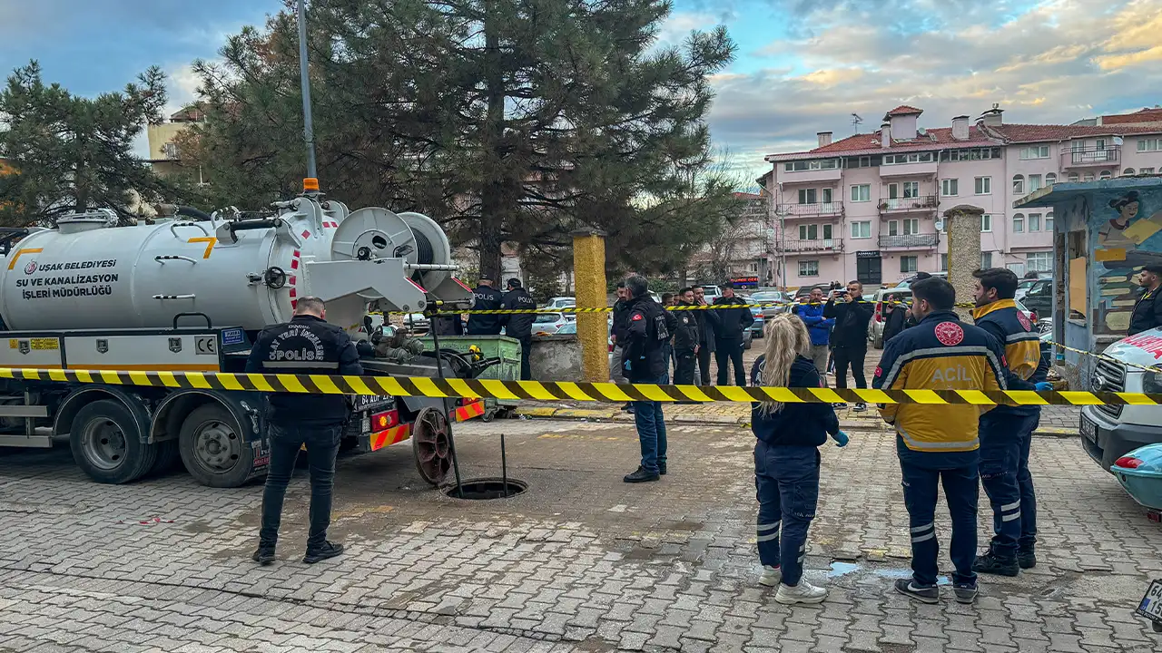 Uşak'ta Kanalizasyon Hattında Cenin Bulundu 2