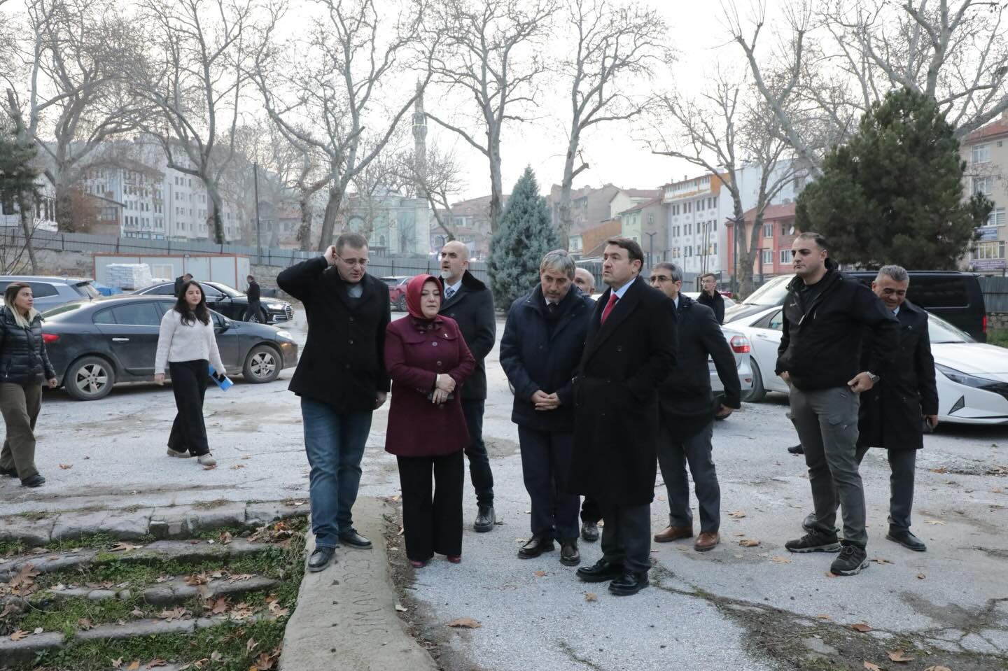 Vali Musa Işın Kütahya Lisesi Restorasyon Çalışmalarını Inceledi2