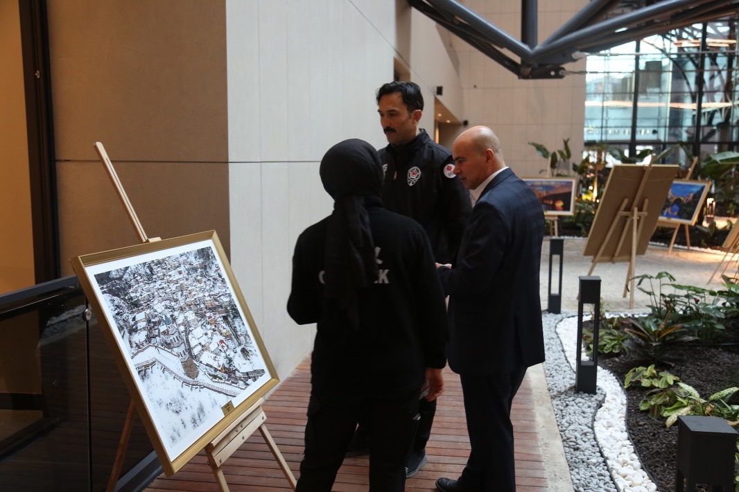 Zamanın Izleri Fotoğraf Sergisi Açıldı4