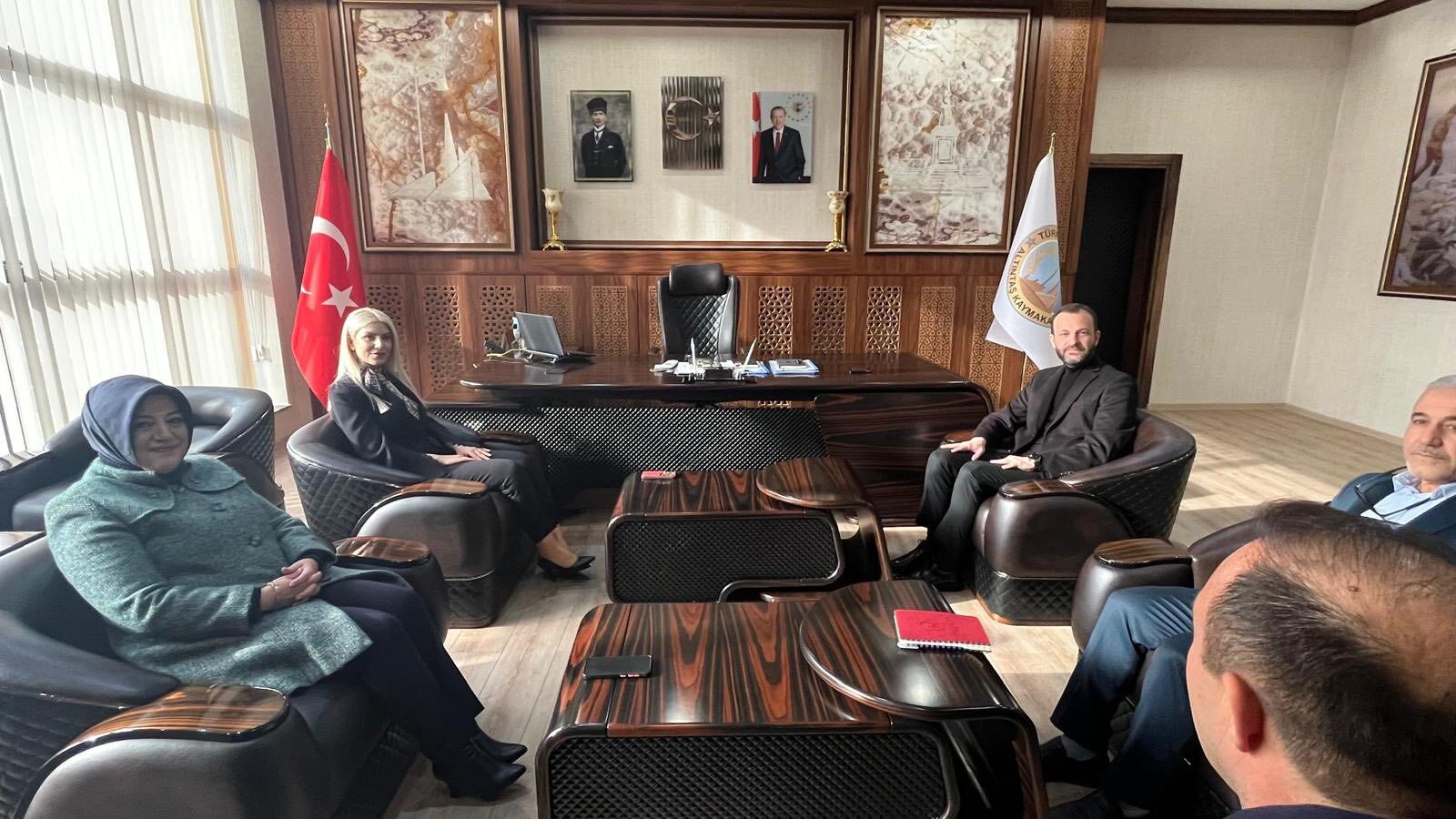 Altıntaş Kaymakamlığına Milletvekili Ziyareti2