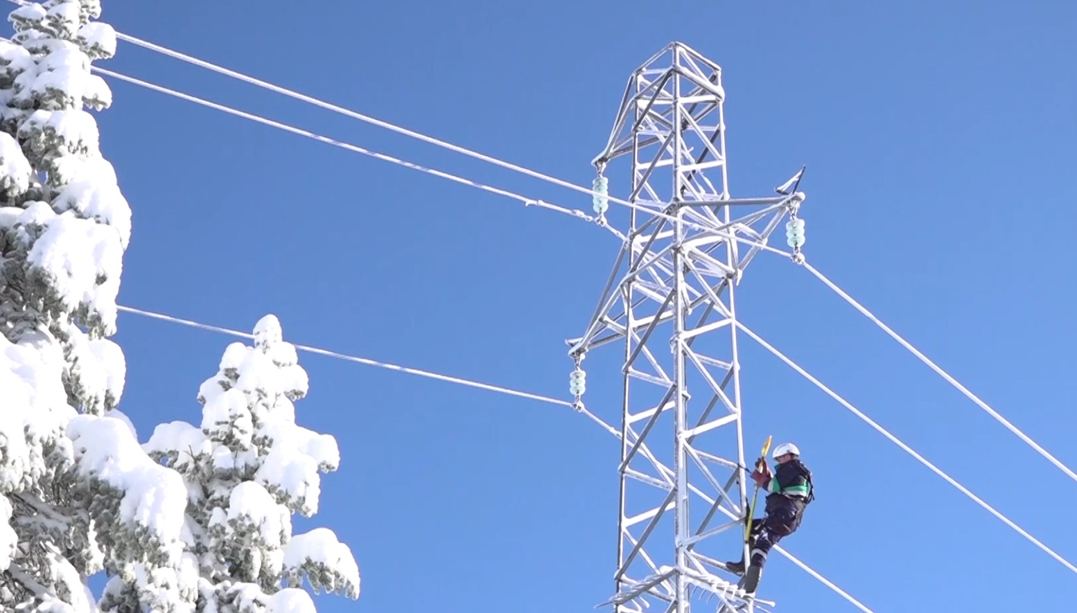 Bursa Uludağ’da Ekipler Zorlu Kışta Enerji Nöbetinde 1