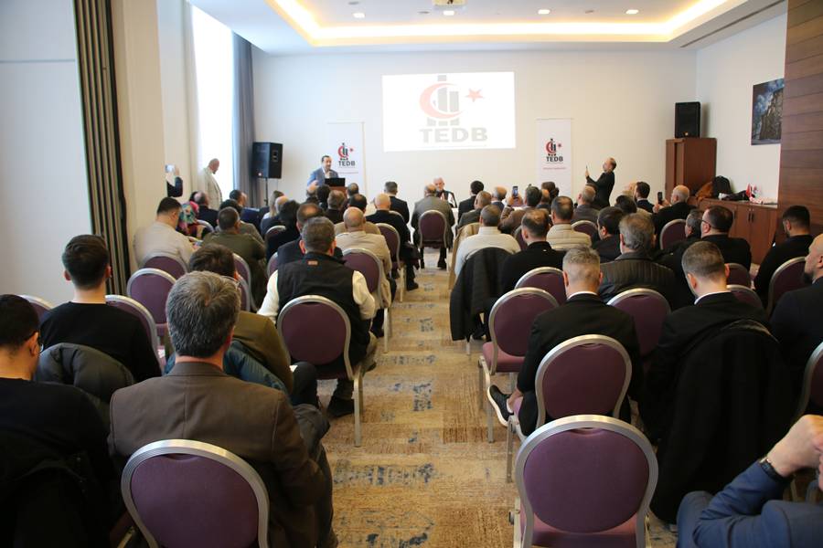 Emlak Zirvesi Kütahya’da Gerçekleştirildi (1)