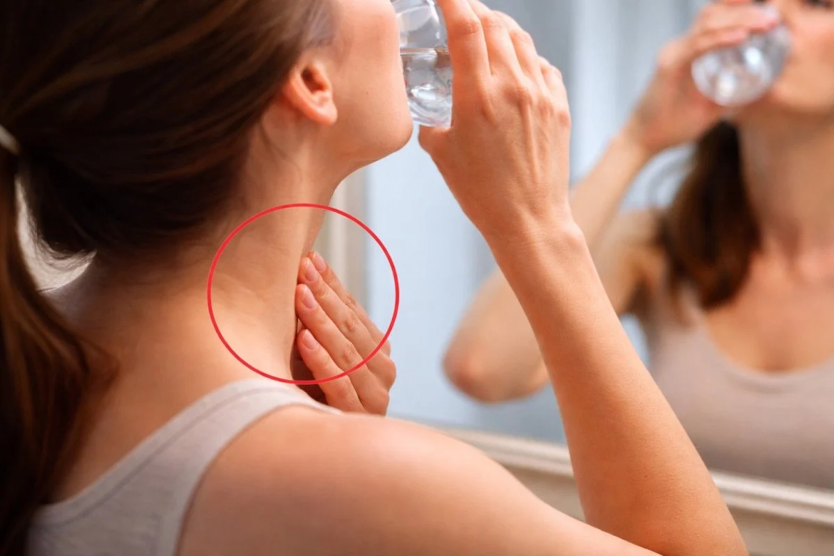 Evde Tiroid Kontrolü Ayna Testi Nasıl Yapılır?