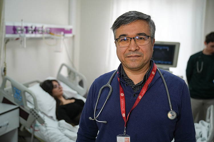 Futbol Sevgisi 15 Yaşındaki Yağmur’un Kalbini Kurtardı1