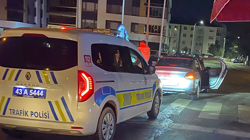 Korsan Taksi Bu Kez Bursa’dan Geldi, Kütahya’da Yakalandı (4)